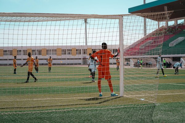 Mastering court command: effective communication techniques for uk basketball point guards